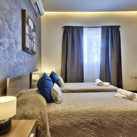 Elegantly Furnished Villa Heated Pool Βίλα *